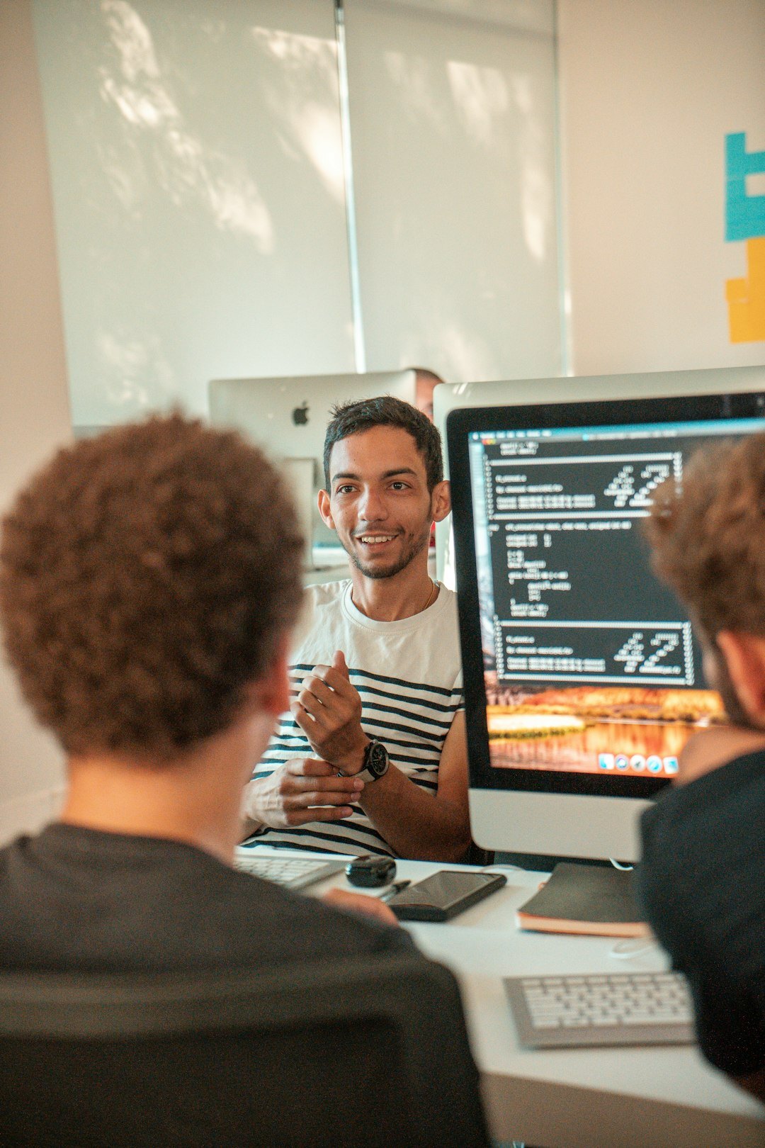 spanish student learning programming